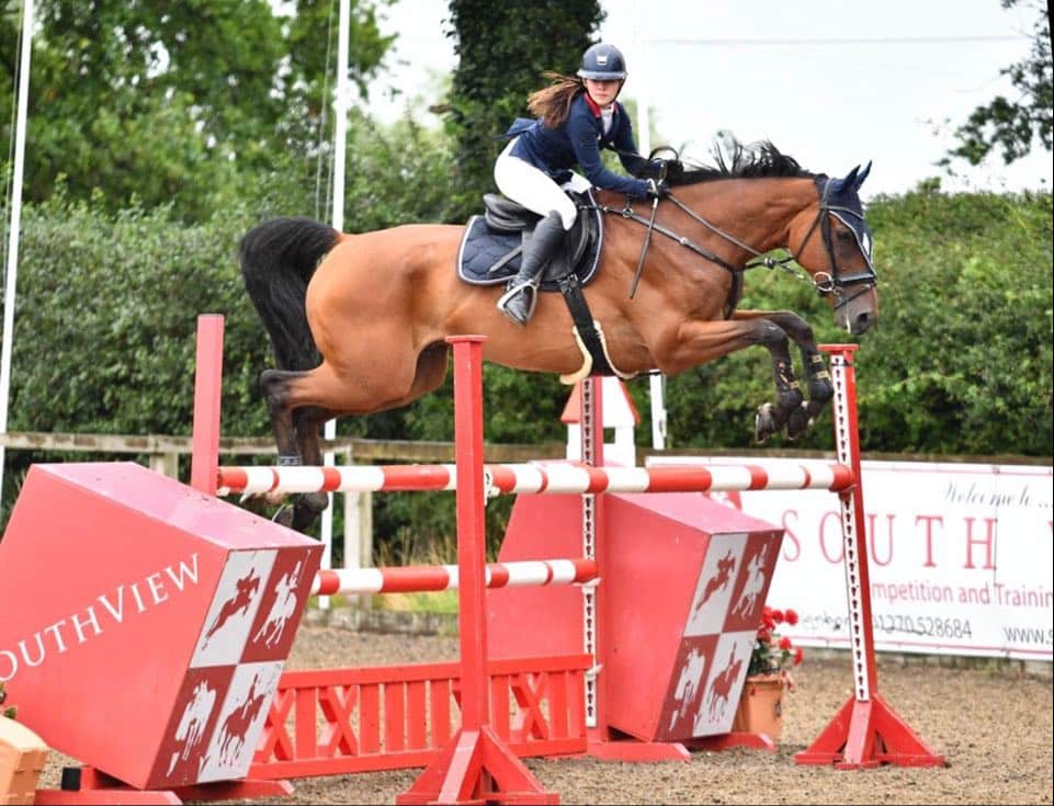 Aimee Jones Synovium Horse Health Sponsored Rider